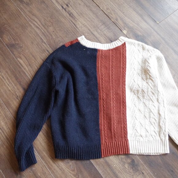 Banana Replublic Block Ladies  Sweater - Picture 4 of 6